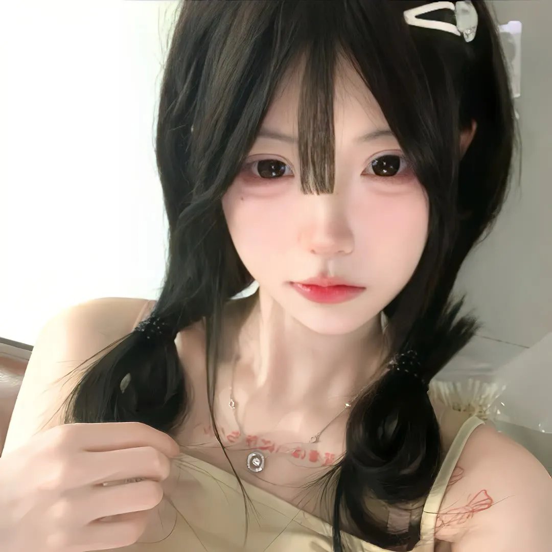 花吃了那女孩